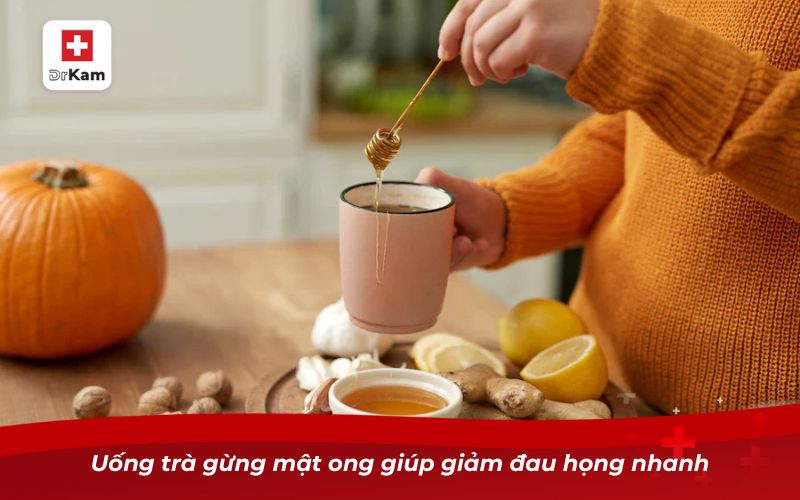Uống trà gừng mật ong giúp giảm đau họng nhanh